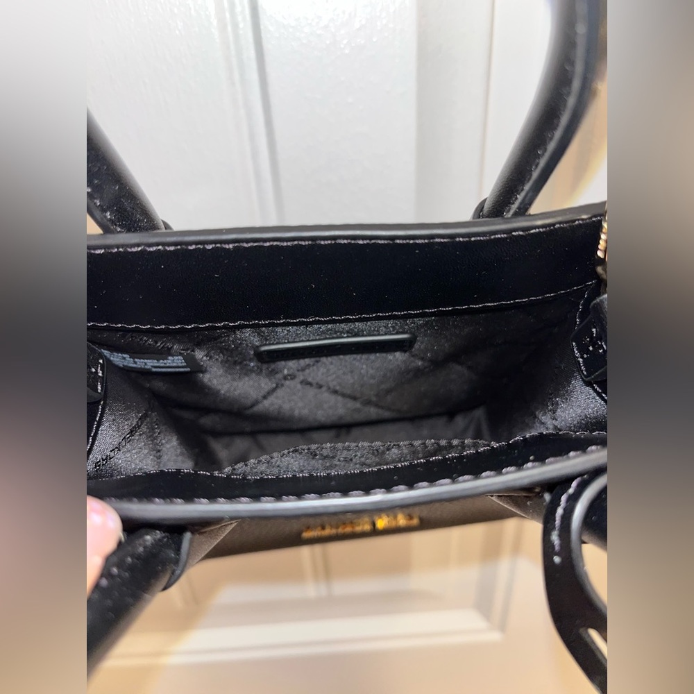 Michael Kors X Mercer Extra-Small Pebbled Leather Crossbody Bag - Picture 4 of 6